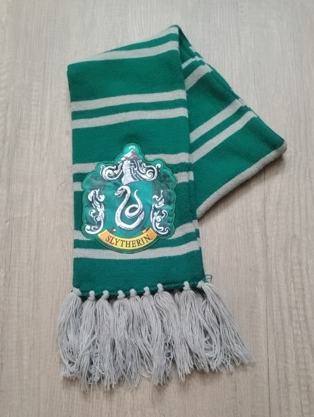 Slytherin House Scarf — Green and Silver Stripe